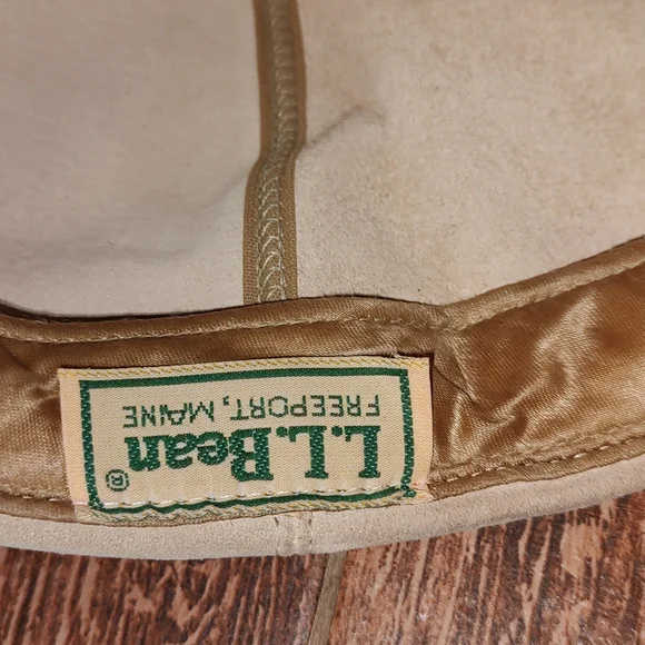 Vtg L.L. Bean Suede Genuine Leather Hand Tailored Newspaper Boy HatL